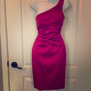 Cache one shoulder magenta dress